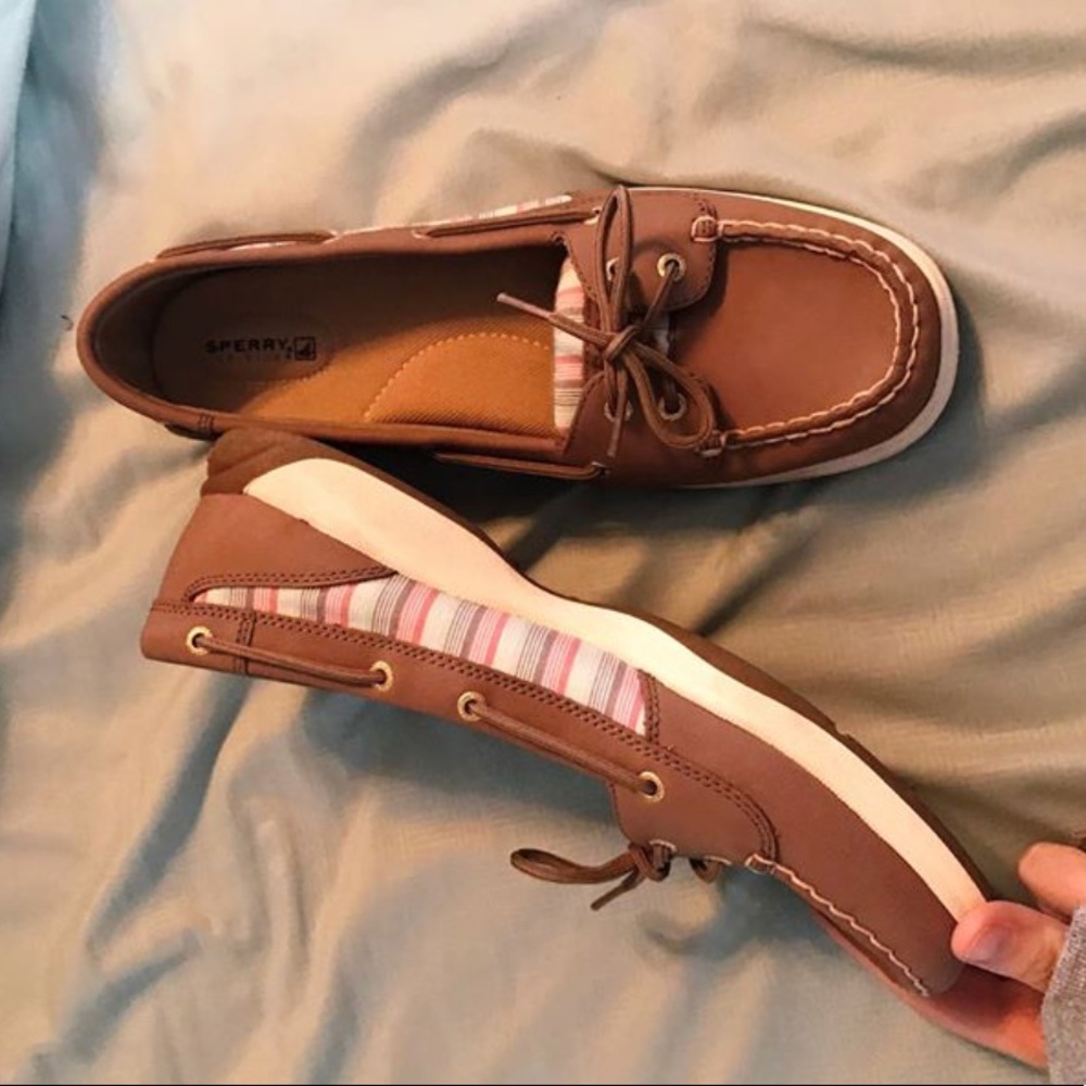 Sperry boat shoes